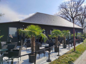 Waterfront Lodge, Dunapataj